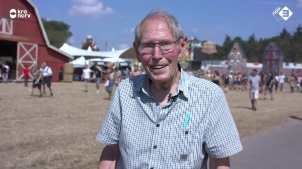 Opa van Tim Senders mag een dagje losgaan op de Zwarte Cross