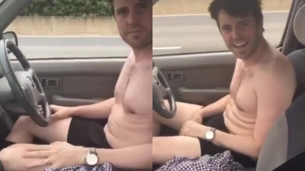 Gast met humor doet zich voor als agent en laat bestuurder zich compleet uitkleden