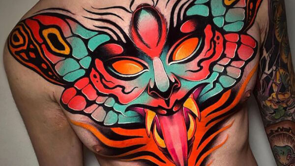 Liefhebbers van tatoeages komen weer volledig aan hun trekken (215)