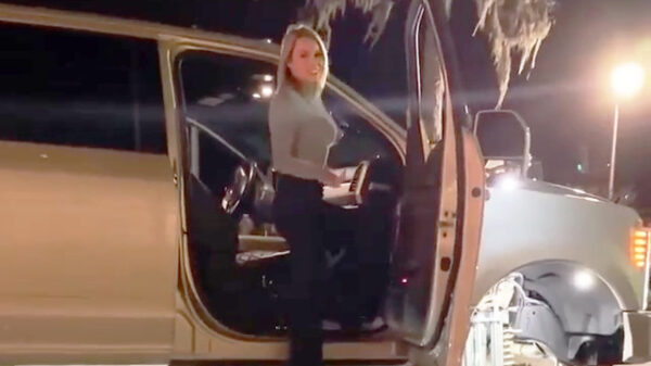 Even je vriendin ophalen in je XXL pick-uptruck