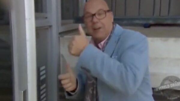 Uit de oude doos: Gaston op bezoek bij de 'lekker Hollandse' Paul & Marlies