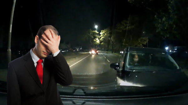 Schele Saskia is een volhoudertje en blijft haar tegenligger lekker rammen