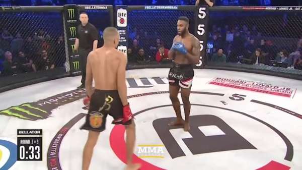 MMA’er Raymond Daniels wint gevecht met spectaculaire knock-out