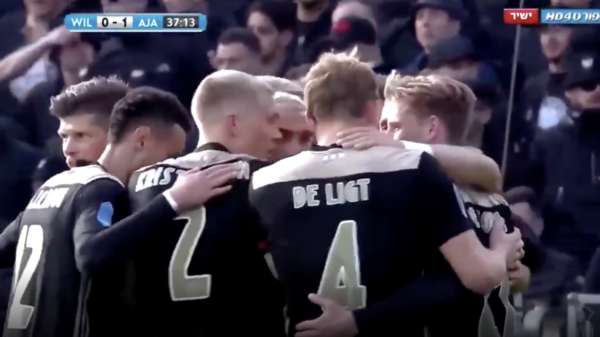 Ajax wint de bekerfinale van Willem II in de Kuip met 0-4