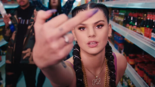 Famke Louise heeft weer een nieuw nummer uitgebracht