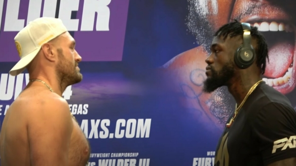 Tyson Fury en Deontay Wilder hebben langste face-off ooit als beide weigeren weg te kijken