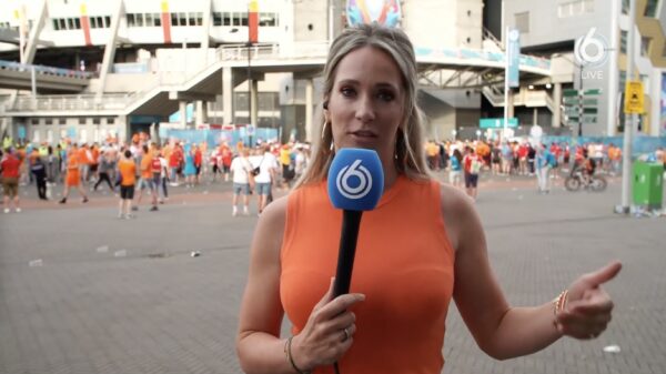 Echt iedereen wil op de foto met Hélène Hendriks