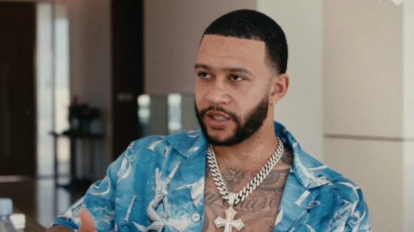 Ophef: documentaire "Met beide benen" over Memphis Depay valt niet helemaal goed bij de Twitterende medemensch