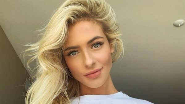 Ook op zondag zitten alle brassières toevallig weer in de was (65)