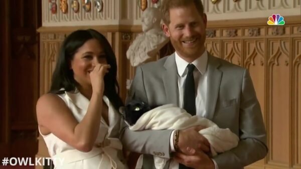 Harry en Meghan tonen hun nieuwe koter aan het publiek