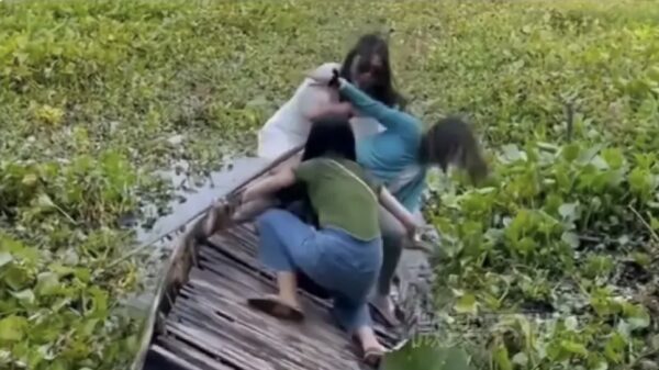 Lekker bootje varen met de meiden, meiden, mei-meiden