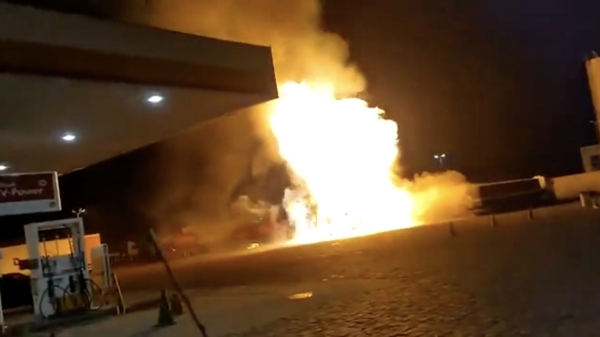 Gigantische klapper als tankstation in São Paulo vlam vat tijdens het bijvullen