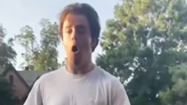 Dit is verreweg de slechtste plek om je swing te oefenen