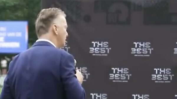 Louis van Gaal dist spelers Nederlands Elftal: "Een veredeld stelletje sterren kunnen het niet"