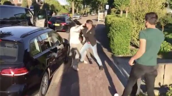 Een ordinair portie knokken na verkeersfittie in het Brabantse Liempde