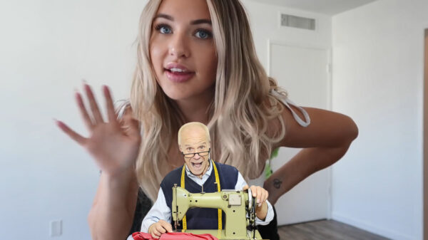 Onze favoriete vriendin Kendra duikt met ons de kledingkoffer in