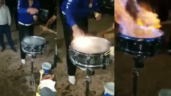 Met een beetje benzine op je snare geef je zo een vlammende drumsolo weg