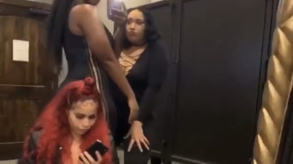 Uitsloofsessie op het damestoilet valt niet bij iedereen goed