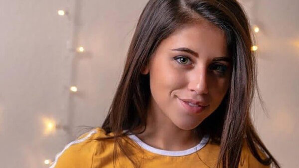 Ook op zondag zitten alle brassières toevallig weer in de was (66)