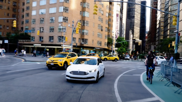 Autonome auto rijdt op zichzelf 40 minuten lang door New York