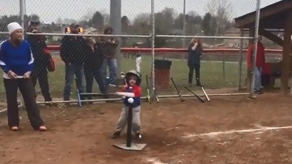 Talentje maakt schitterende homerun... Oh nee toch niet