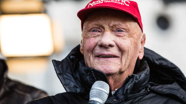 F1-legende Niki Lauda op 70-jarige leeftijd overleden