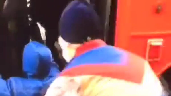 Hier jochie, ik help je wel ff omhoog