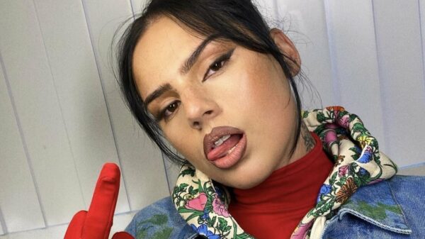 Je verwacht het niet: Famke Louise is zwanger!