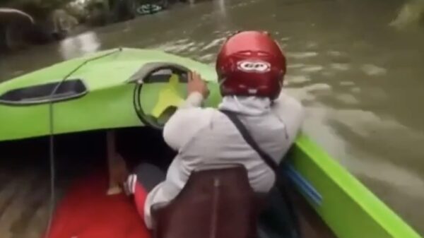 Goedemorgen: we beginnen vandaag met een fijne driftsessie in Indonesië