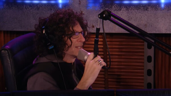 Uit de oude doos: seriemoordenaar belt naar het radioprogramma van Howard Stern