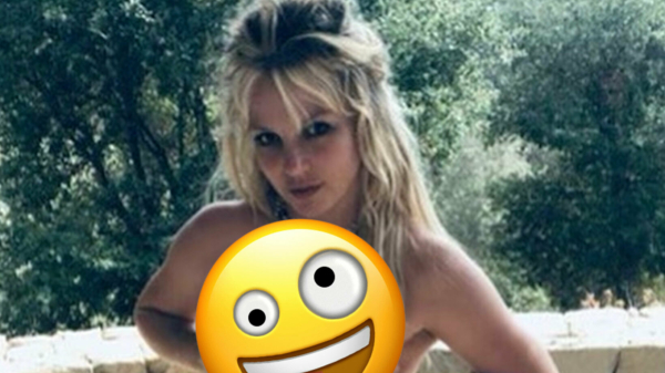 Britney is weer blij en gooit een nieuwe serie pikante foto's online