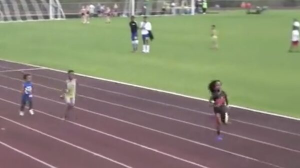 Supersnelle 7-jarige sprintkoning Rudolph Ingram is supersnel