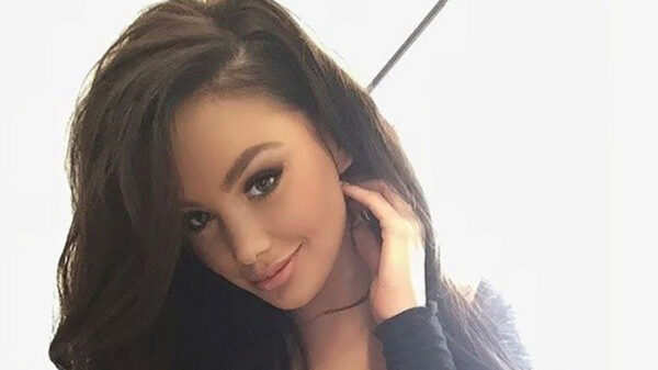 Gewoon een lading uitblinkers met een aanzienlijk decolleté