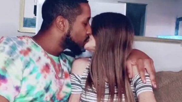 Echte liefde is: op je 24e je 61-jarige vriendin ten huwelijk vragen