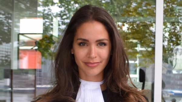 Advocate Nathalie den Dekker gaat in haar vrije tijd graag uit de kleren