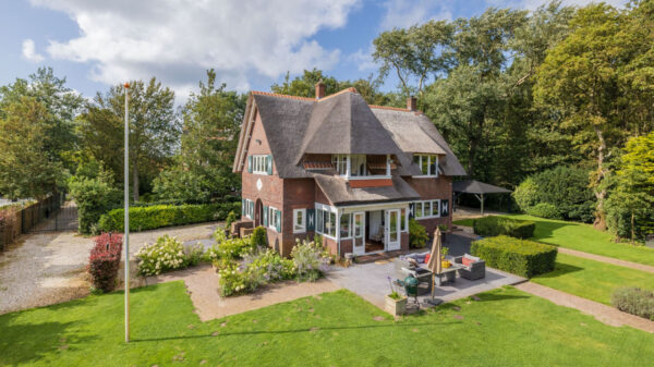 Wat gooooeeeeddddd: dit is het nieuwe stulpje van Martien Meiland