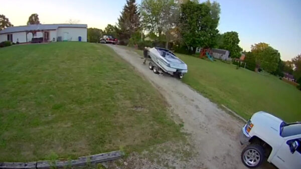 Protip: koppel je boot nooit af als je op een helling staat