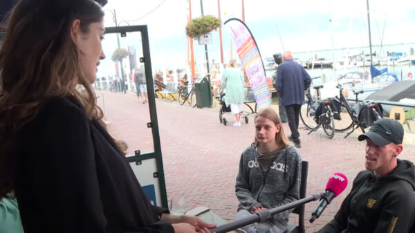 Ook in Volendam komt men in opstand tegen de QR-code