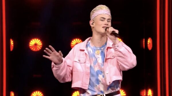 Ziggy doet auditie voor K3 en zingt de klassieker "Teleromeo"