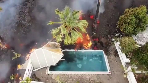 Canarisch eiland La Palma langzaam onder een dikke laag lava bedolven