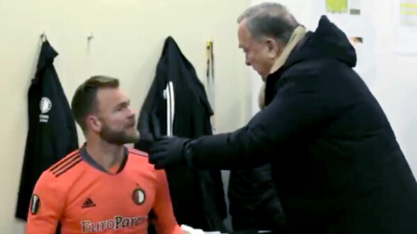 Dick Advocaat tegen pislinke Feyenoord-keeper Nick Marsman: "Hou je bek joh!"