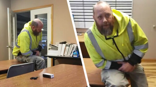 Als je collega met een zwakke maag na jou naar de wc gaat