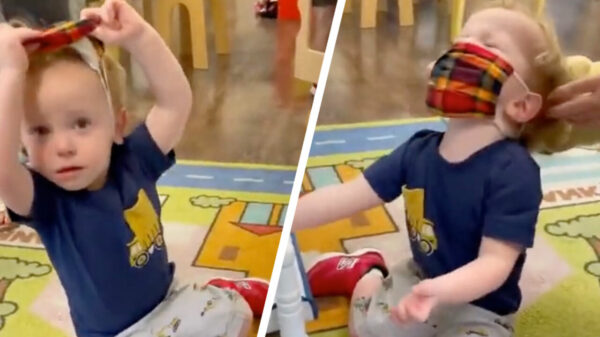 Een kind dat in New York verplicht een masker moet dragen is toch wel treurig