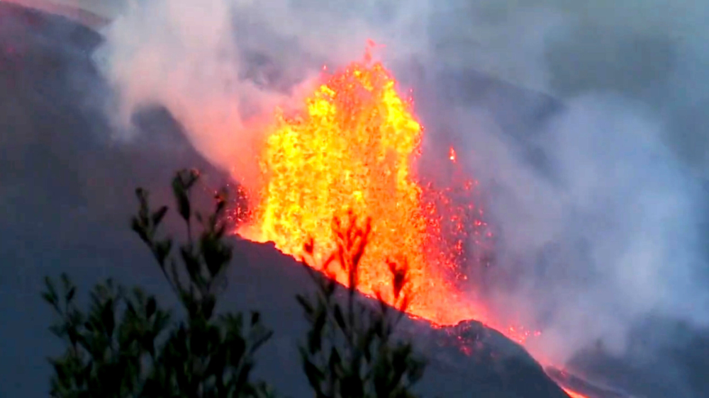 Explosies op La Palma zorgen voor nieuwe uitbarsting van vulkaan Cumbre Vieja