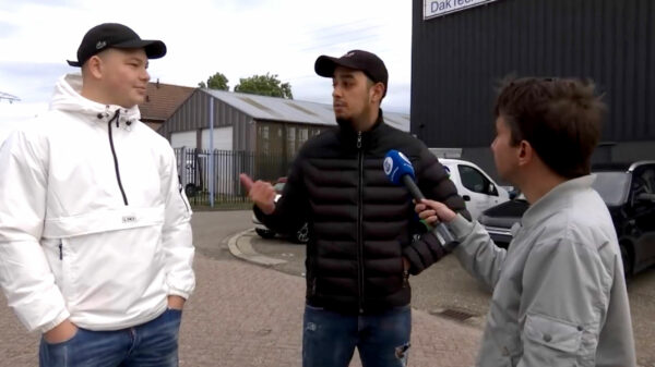 Jongen test voor toegang bij prostituees, maar zijn vriendin weet (nog) van niks