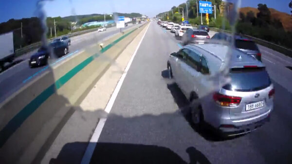 Welkom bij de meest lompe invoeg-actie van de dag