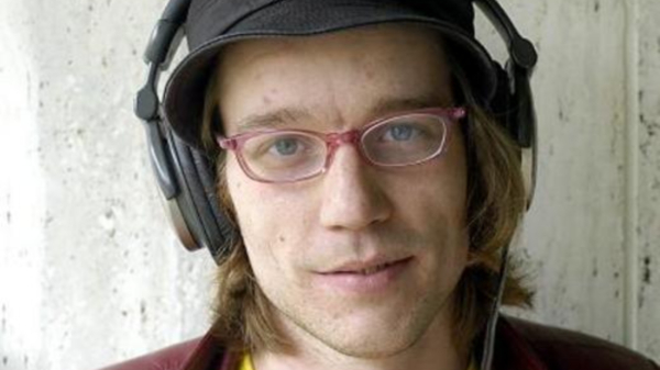 Kwakzalver Giel Beelen onder vuur na uitzending Radar, "wonderdrankje" blijkt antidepressivum