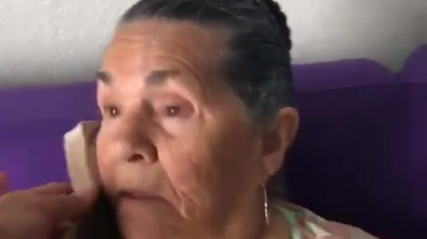 Oma. telefoon voor je