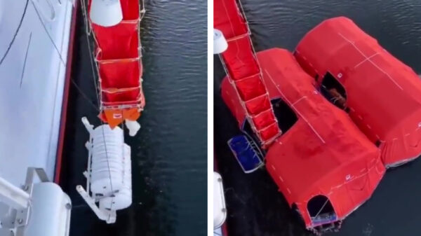 Altijd al afgevraagd hoe die enorme reddingsboten opgeblazen worden?