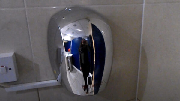 Hoogstaand filmpje van de dag. Floebeloebeloebeloep!